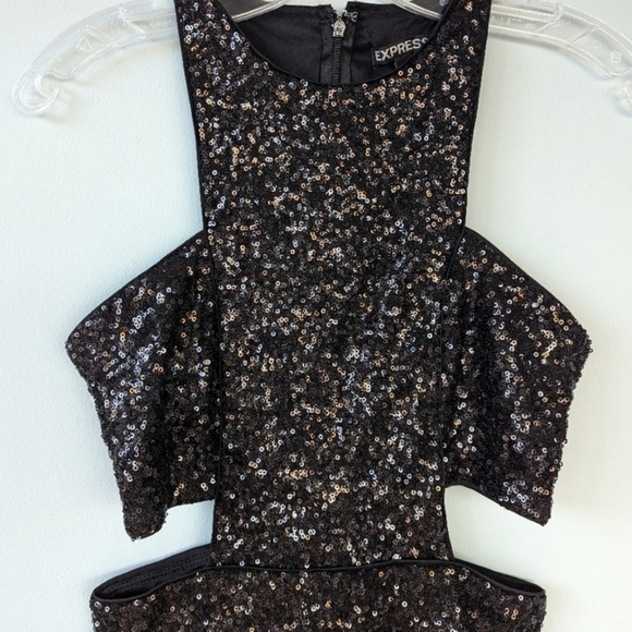 Express Sequined Cutouts Dress - Picture 5 of 9